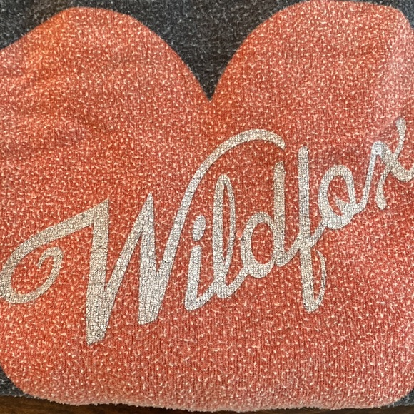 Wildfox Bundle size Lg - Picture 3 of 9